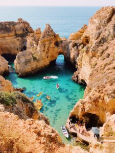 become a real estate agent in portugal